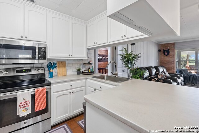 Image 10 of 41 For 180 Freeman Circle