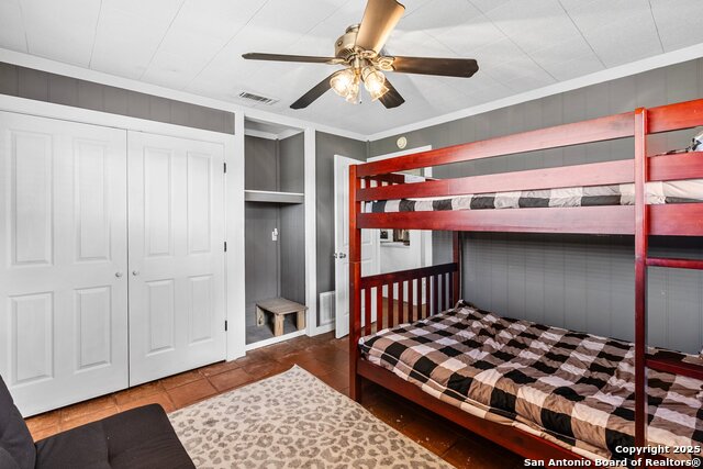 Image 23 of 41 For 180 Freeman Circle