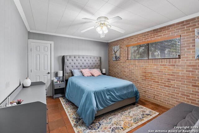 Image 24 of 41 For 180 Freeman Circle