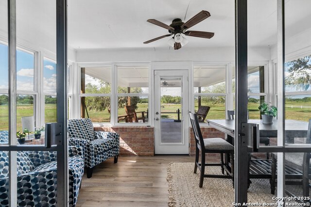 Image 26 of 41 For 180 Freeman Circle