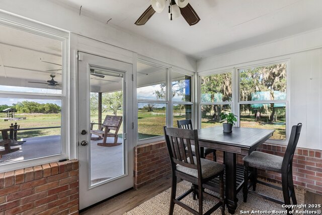 Image 27 of 41 For 180 Freeman Circle