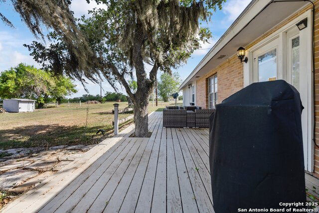 Image 30 of 41 For 180 Freeman Circle