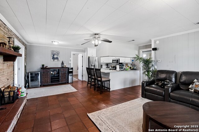 Image 4 of 41 For 180 Freeman Circle