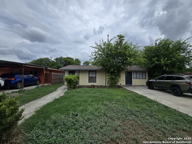 Listing photo id 13 for 522 Overhill  A