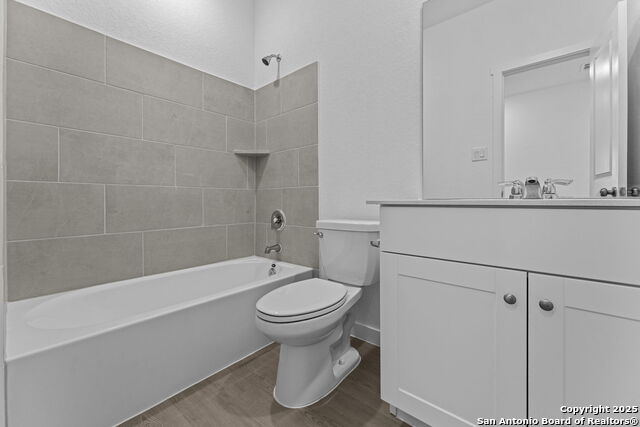 Listing photo id 16 for 14946 Taradeau