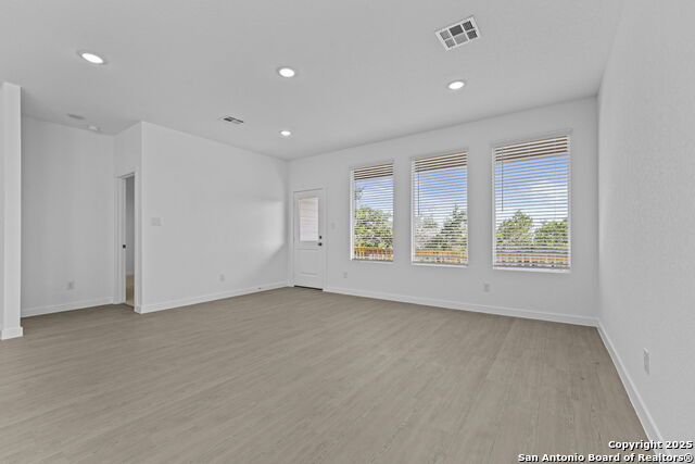 Listing photo id 3 for 14946 Taradeau