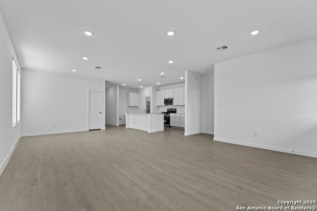 Listing photo id 4 for 14946 Taradeau