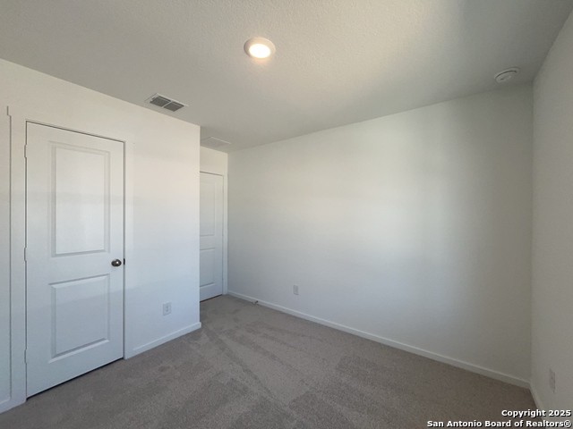 Image 21 of 48 For 3402 Gingham Point