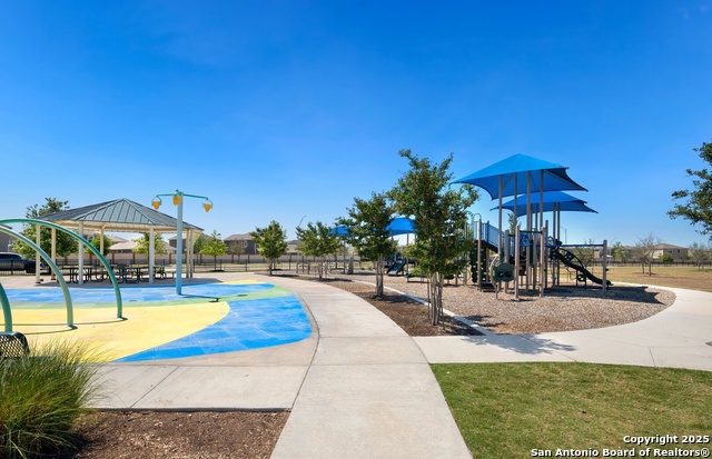 Image 40 of 48 For 3402 Gingham Point