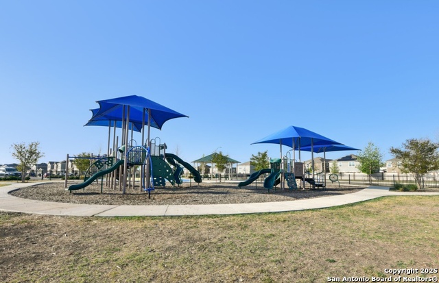 Image 43 of 48 For 3402 Gingham Point