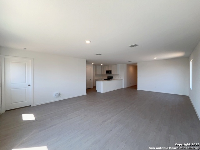 Image 9 of 48 For 3402 Gingham Point