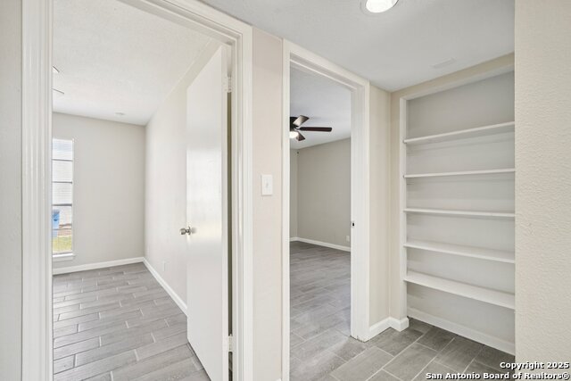 Image 15 of 19 For 10609 Starcrest Dr.  10609