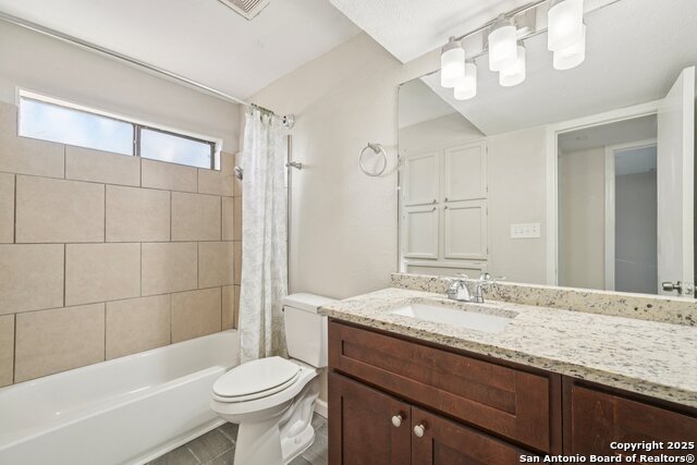 Image 16 of 19 For 10609 Starcrest Dr.  10609