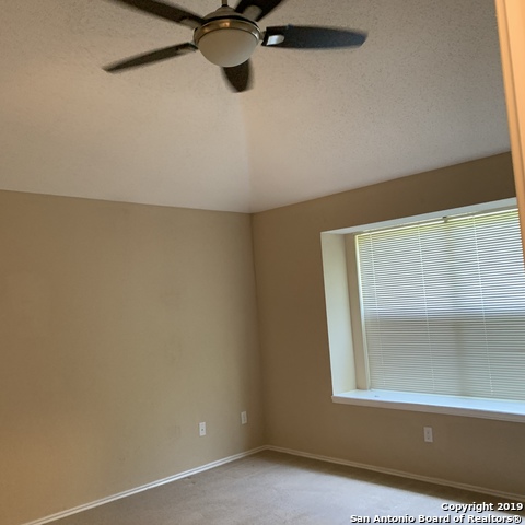 Listing photo id 12 for 10747 Lake Path