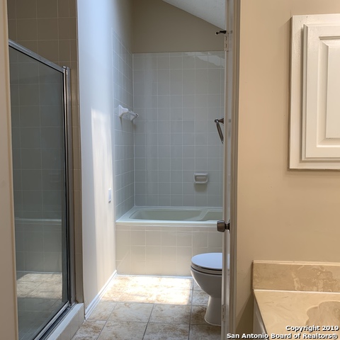 Listing photo id 13 for 10747 Lake Path