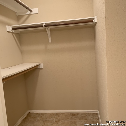 Listing photo id 16 for 10747 Lake Path