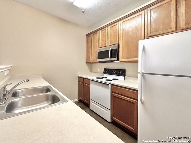 Listing photo id 0 for 10814 Mathom  4