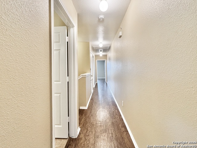 Listing photo id 3 for 10814 Mathom  4