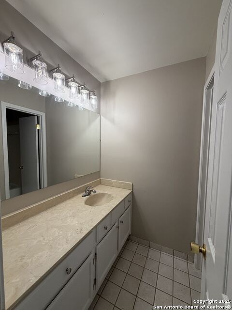 Listing photo id 16 for 5955 Spring Crossing