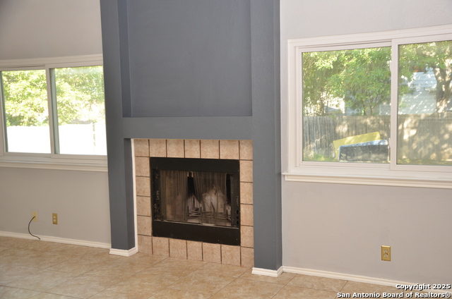 Listing photo id 1 for 5955 Spring Crossing