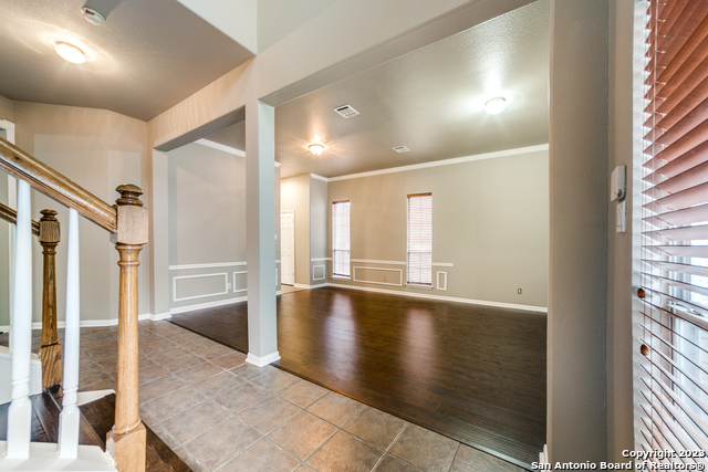 Image 5 of 26 For 7 Brentcove