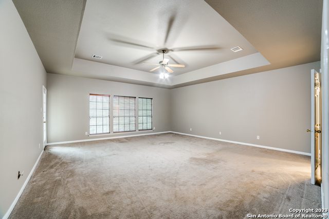 Image 9 of 26 For 7 Brentcove