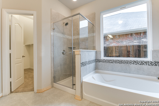 Image 10 of 13 For 5901 Fannin Point