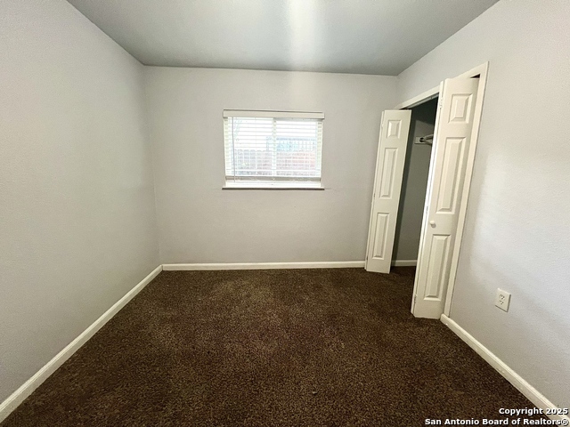 Image 7 of 10 For 2803 Lake Arbor