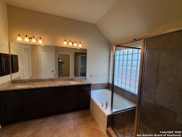 Image 7 of 26 For 3041 Saddlehorn Dr