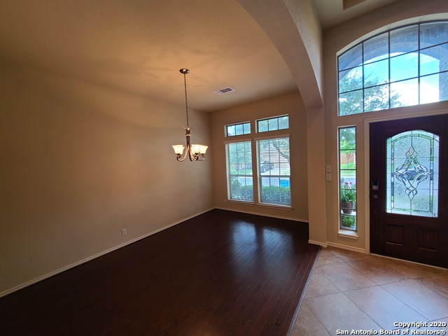 Image 9 of 26 For 3041 Saddlehorn Dr