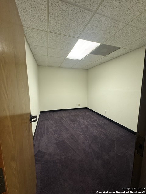 Listing photo id 8 for 8201 Roughrider Dr  8207 B