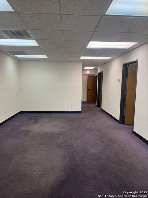 Listing photo id 7 for 8201 Roughrider Dr  8207 B