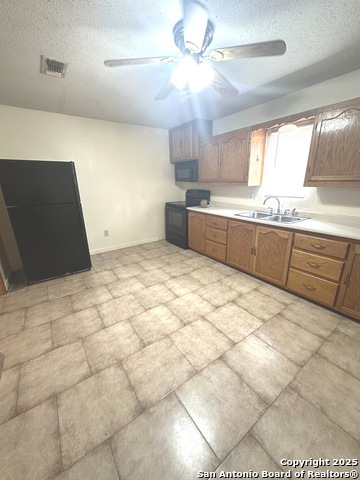 Image 4 of 7 For 508 Washington N