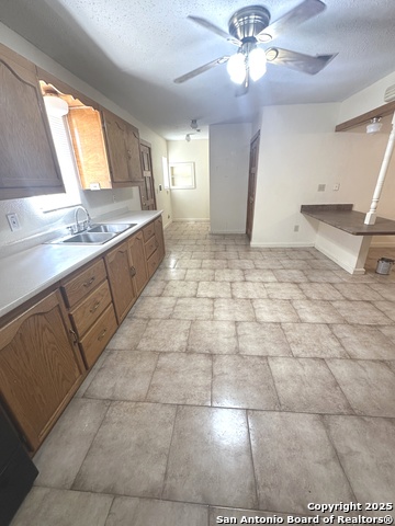 Image 7 of 7 For 508 Washington N