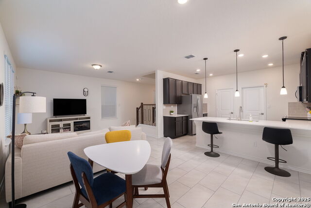 Image 12 of 26 For 14839 Vance Jackson Rd #411