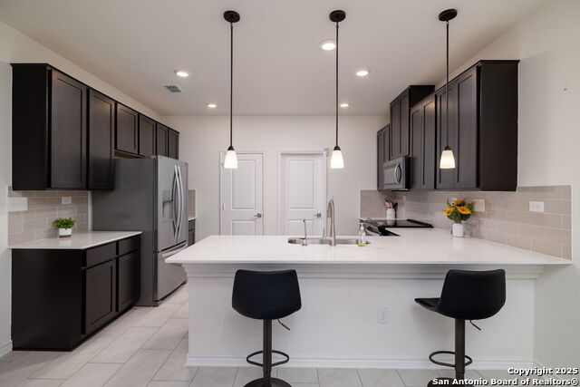 Image 13 of 26 For 14839 Vance Jackson Rd #411