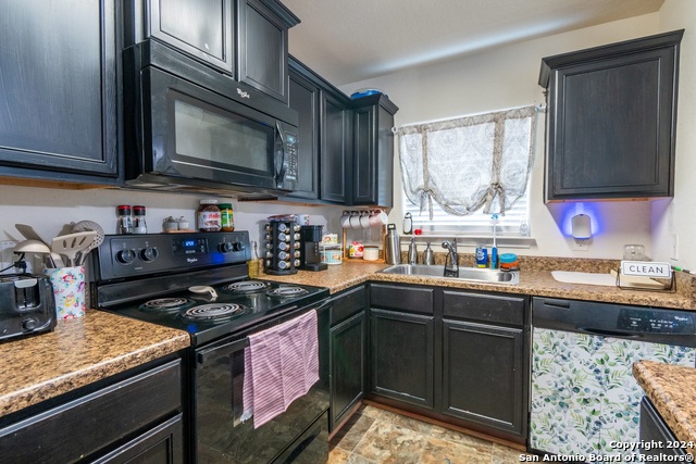 Image 5 of 16 For 6335 Still Meadow