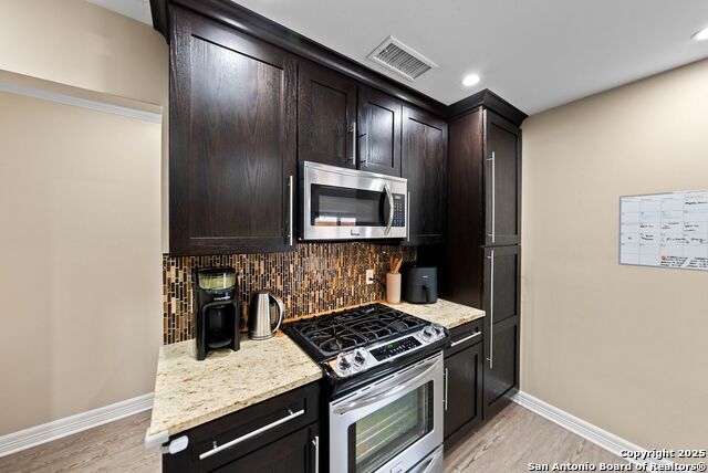 Listing photo id 12 for 11314 Whisper Willow St