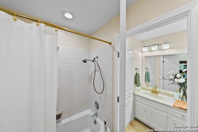 Listing photo id 21 for 11314 Whisper Willow St