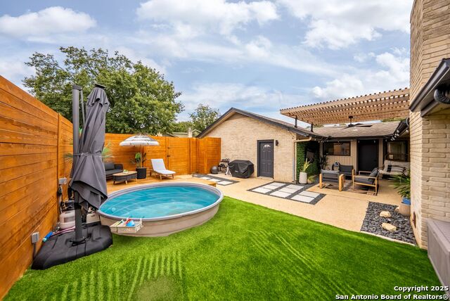 Listing photo id 28 for 11314 Whisper Willow St