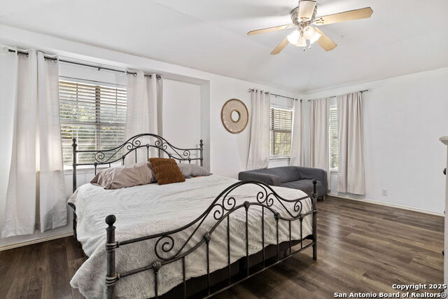 Image 12 of 25 For 7219 Burns Crossing