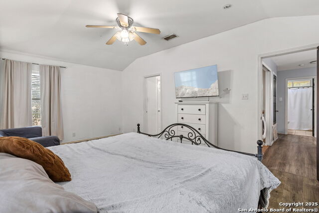 Image 13 of 25 For 7219 Burns Crossing