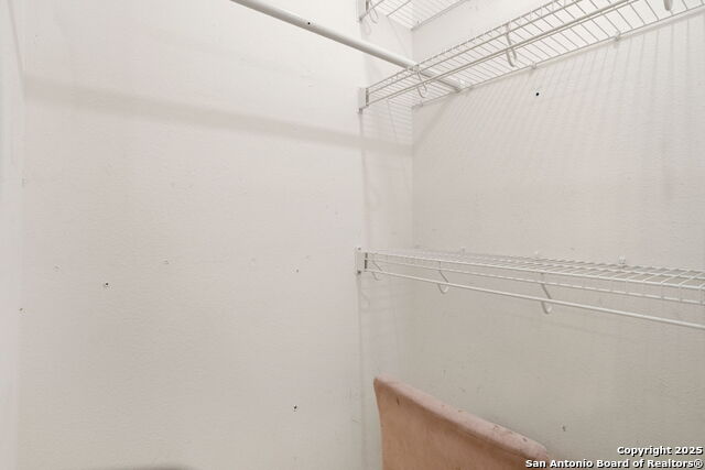 Image 17 of 25 For 7219 Burns Crossing