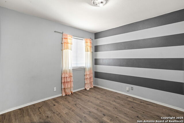 Image 18 of 25 For 7219 Burns Crossing