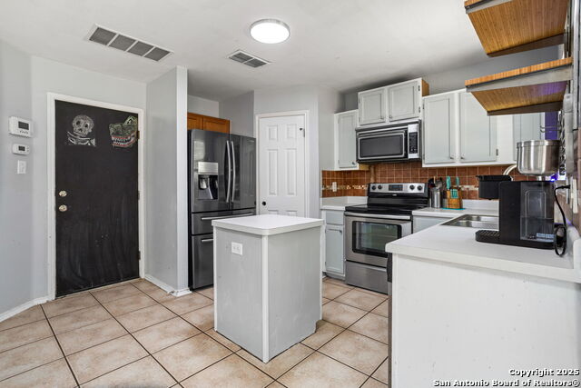 Image 9 of 25 For 7219 Burns Crossing