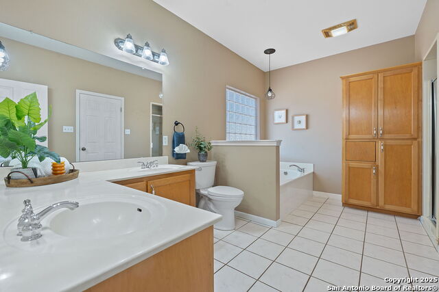 Listing photo id 17 for 1200 Misty