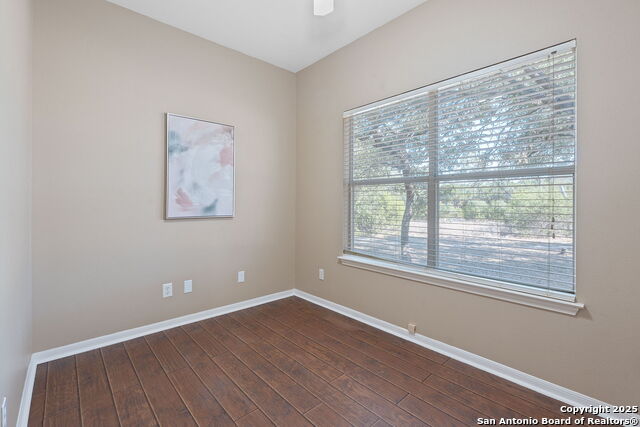 Listing photo id 23 for 1200 Misty