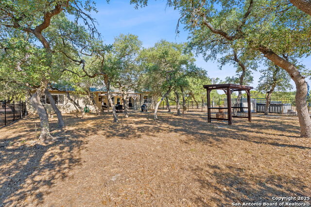 Listing photo id 28 for 1200 Misty