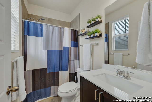 Listing photo id 21 for 412 Sika Way