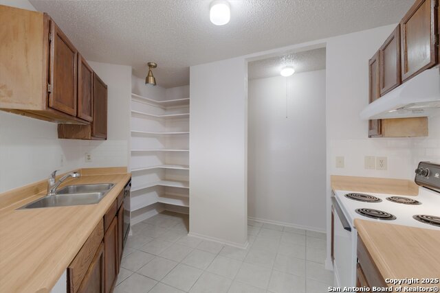 Image 8 of 19 For 5111 Anacacho